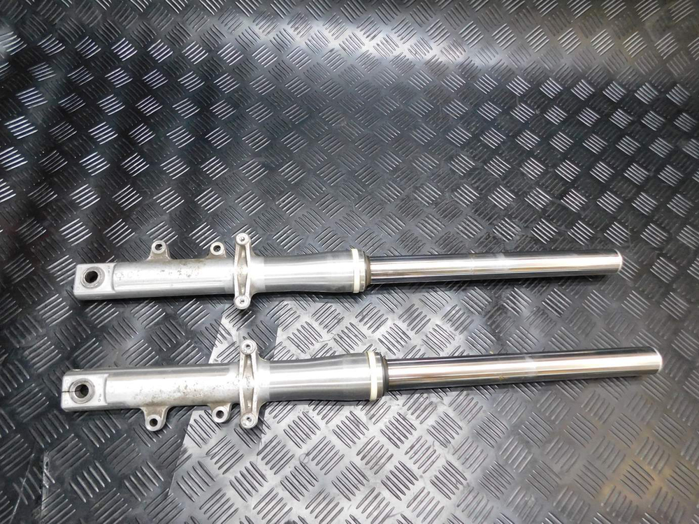 Перья вилки Yamaha Drag Star XVS1100 Classic VP13J 050830