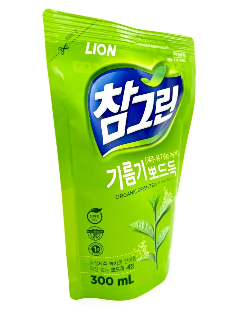 LION Средство для мытья посуды, овощей и фруктов Зеленый чай Chamgreen Green Tea (Refill), 300 мл