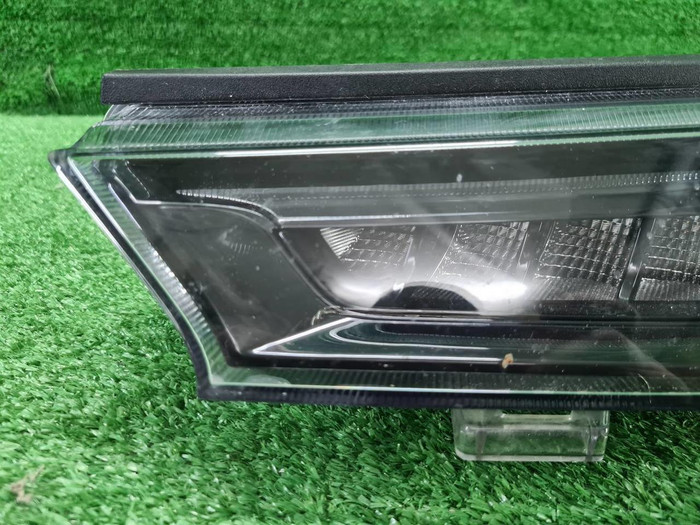 Фара габаритная левая Hyundai Palisade (2018-2022) LED