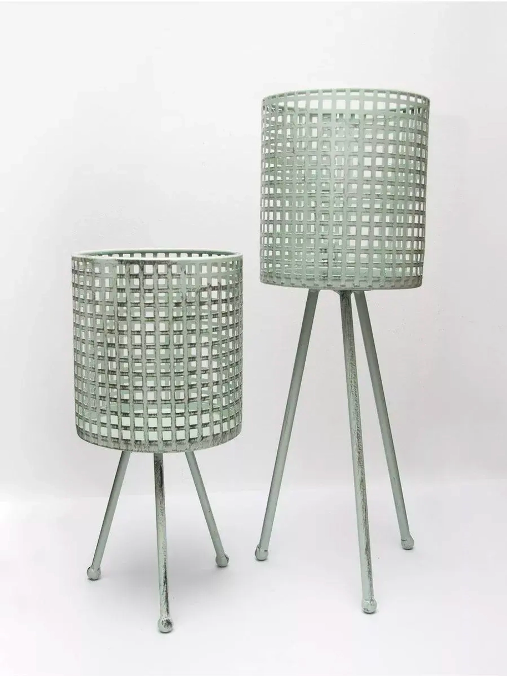 Кашпо металлическое на ножках 45,5*21,5см