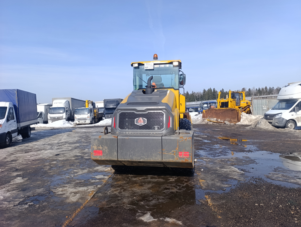 LGCE RS* Каток RS8140H (Дизельный, 6,8 л, 125 л.с., МТ)