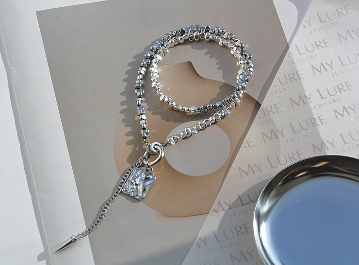 Колье из гематита "The face"