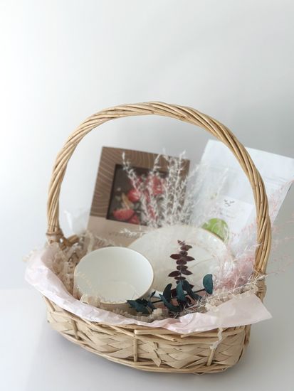 Подарочный набор Корзина "Ждут приключения"