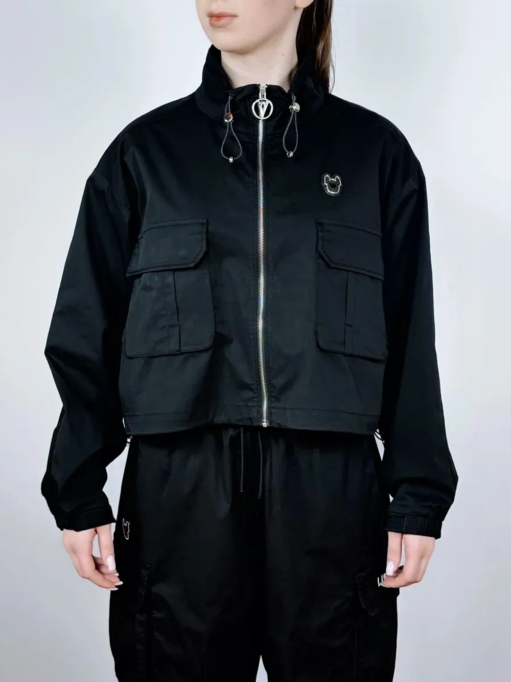 Куртка с высокой горловиной