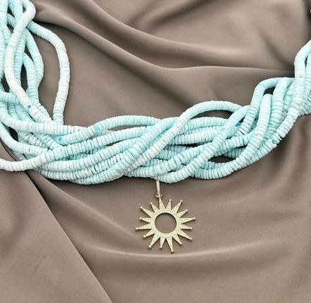 Нить бусин из ракушек 6мм (цвет светло-голубой)