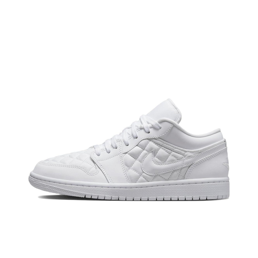 Кроссовки Air Jordan 1 Low Triple White