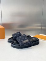 Louis Vuitton Pool Pillow Flat Comfort Mule