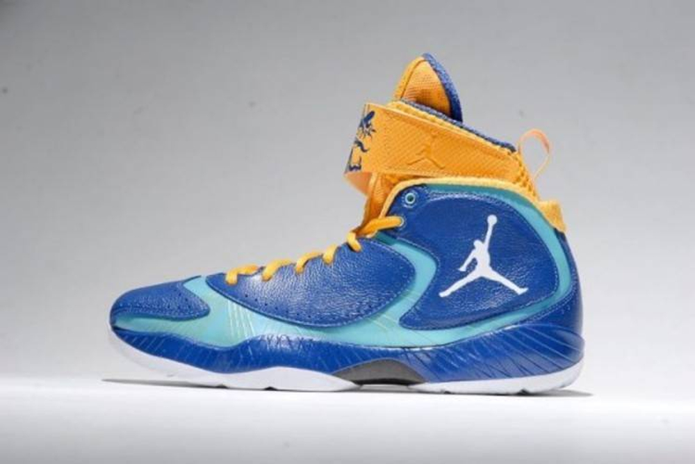 Кроссовки Jordan Air Jordan 2012 Deluxe Year Of The Dragon