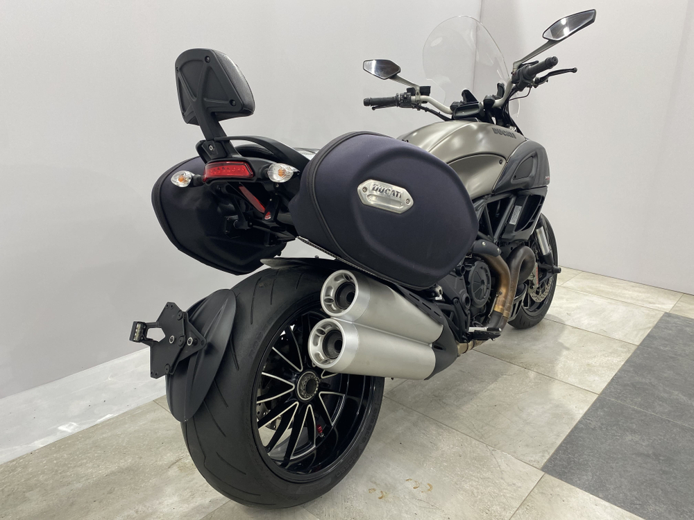 Ducati Diavel Strada , 2013