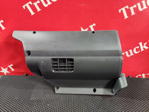 Накладка на торпедо левая