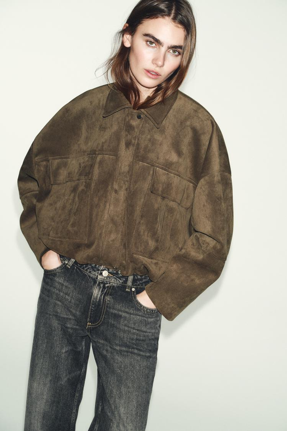 ZARA БОМБЕР ОВЕРСАЙЗ ИЗ ИСКУССТВЕННОЙ ЗАМШИ С КАПЮШОНОМ, ХАКИ