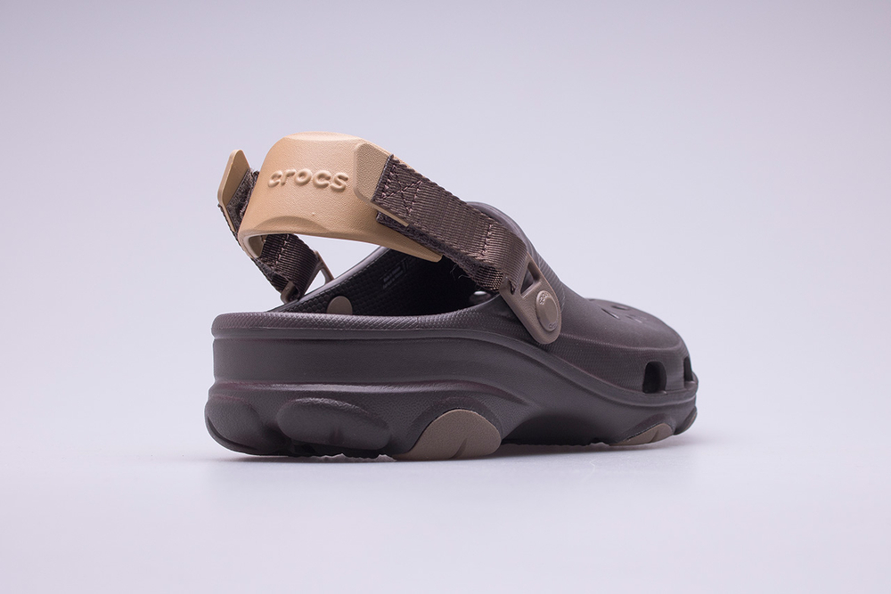 Сабо Crocs Classic All-Terrain Clog Espresso, кор.