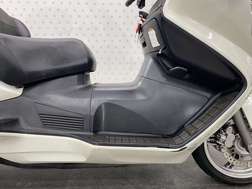 Suzuki Skywave 650 , 2002