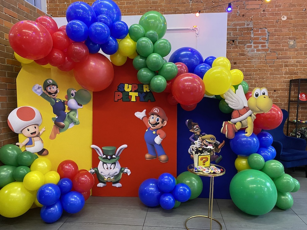 Super Mario