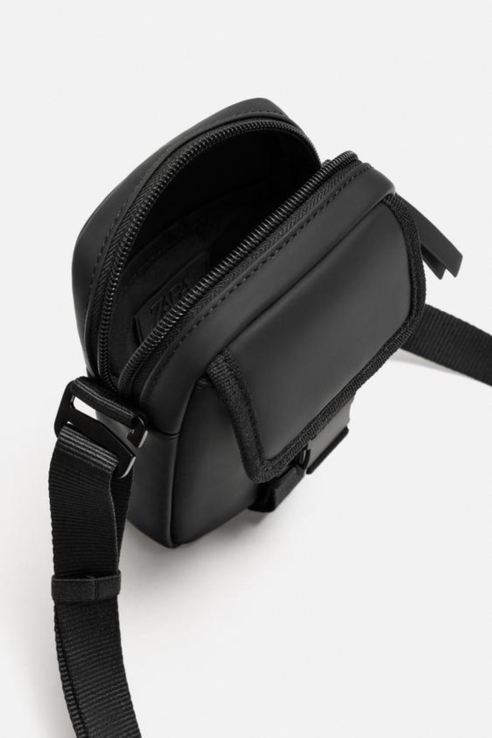 ZARA ПРОРЕЗИНЕННАЯ СУМКА, ЧЕРНЫЙ