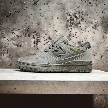 New Balance 550 Cordura • Dark Gray
