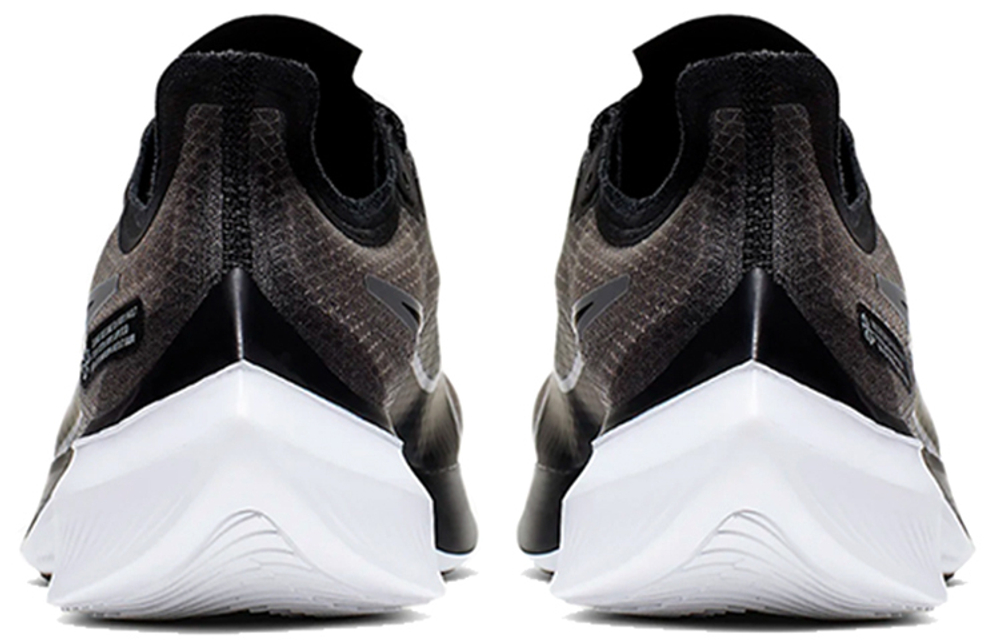 Кроссовки Nike Zoom Gravity 1