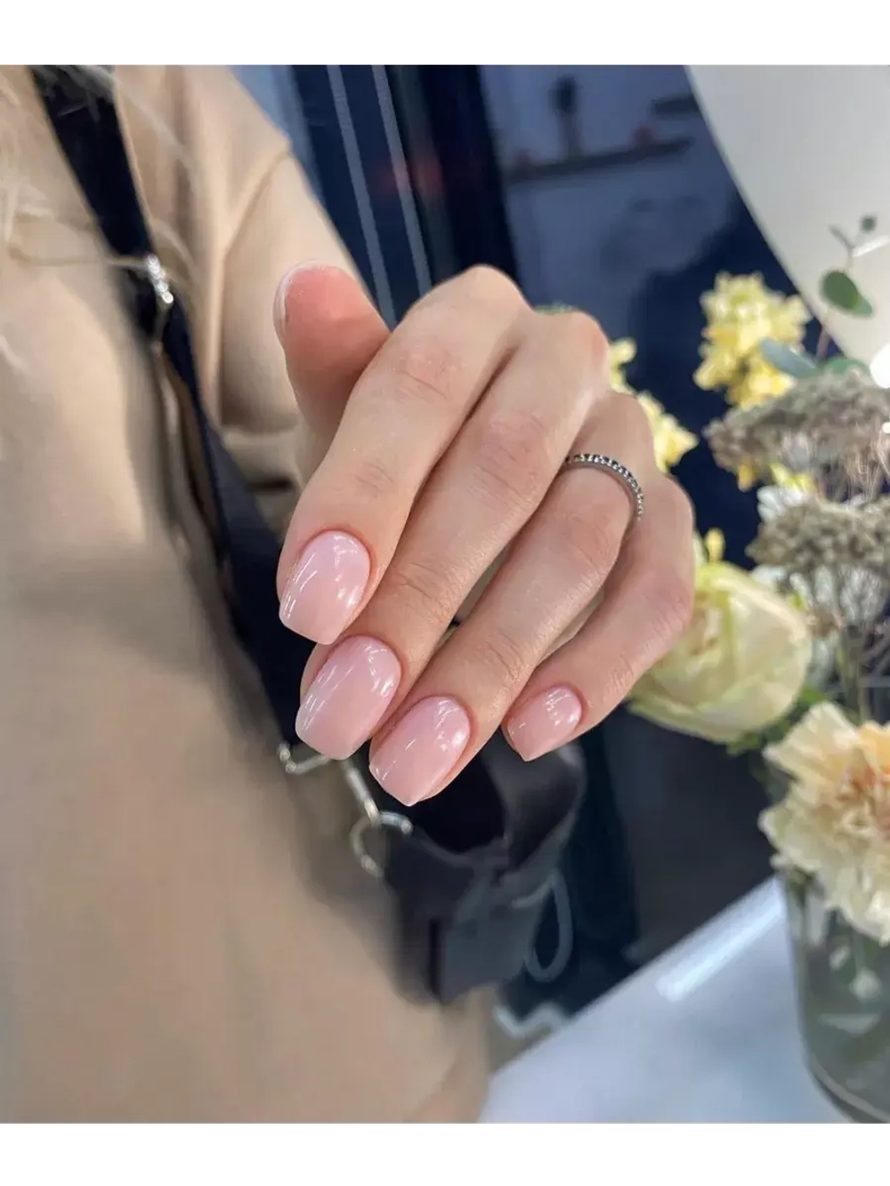 Гель лак Luxio Blush для ногтей 15 мл бежевый