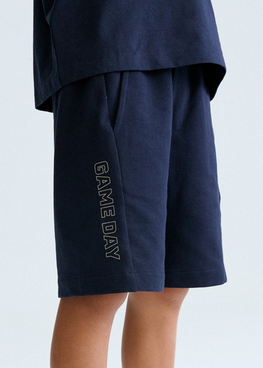 футболка с шортами