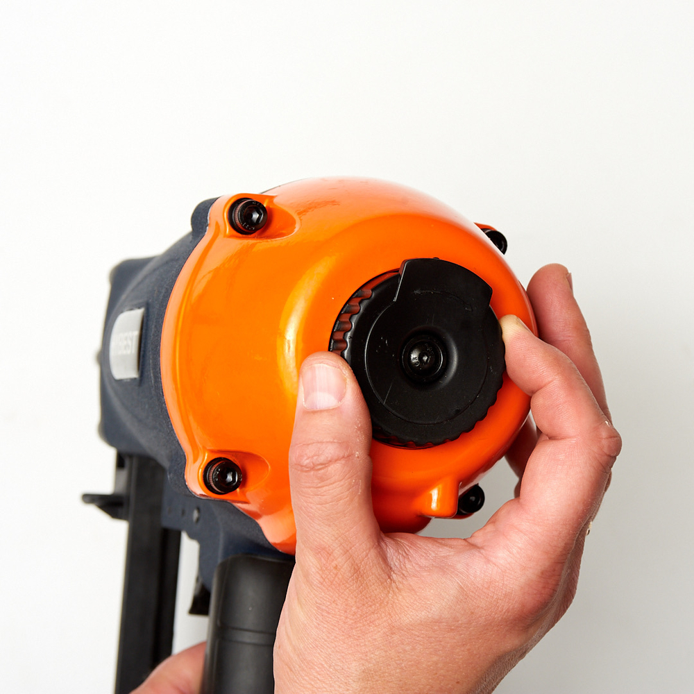 Пневматический монтажный пистолет Hybest SR40