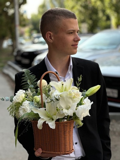 Корзина экзотических цветов «Фелия»