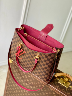 Louis Vuitton Riverside