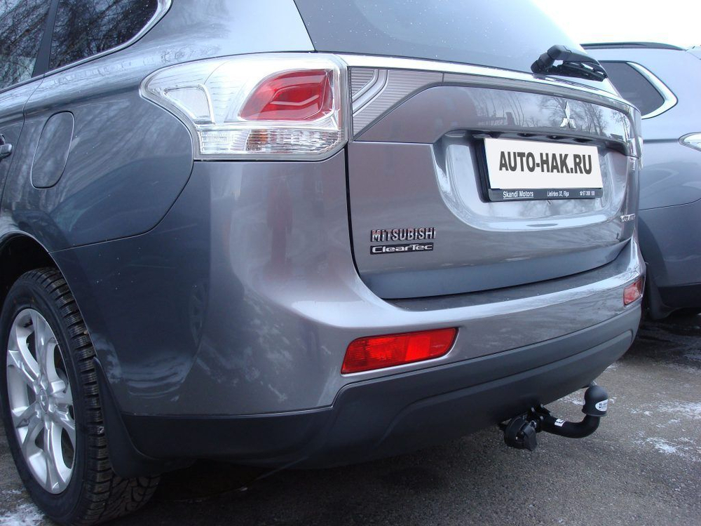 Фаркоп Auto-Hak Z 42 MITSUBISHI OUTLANDER III 2012- (паспорт и сертификат в комплекте)(без электрики)