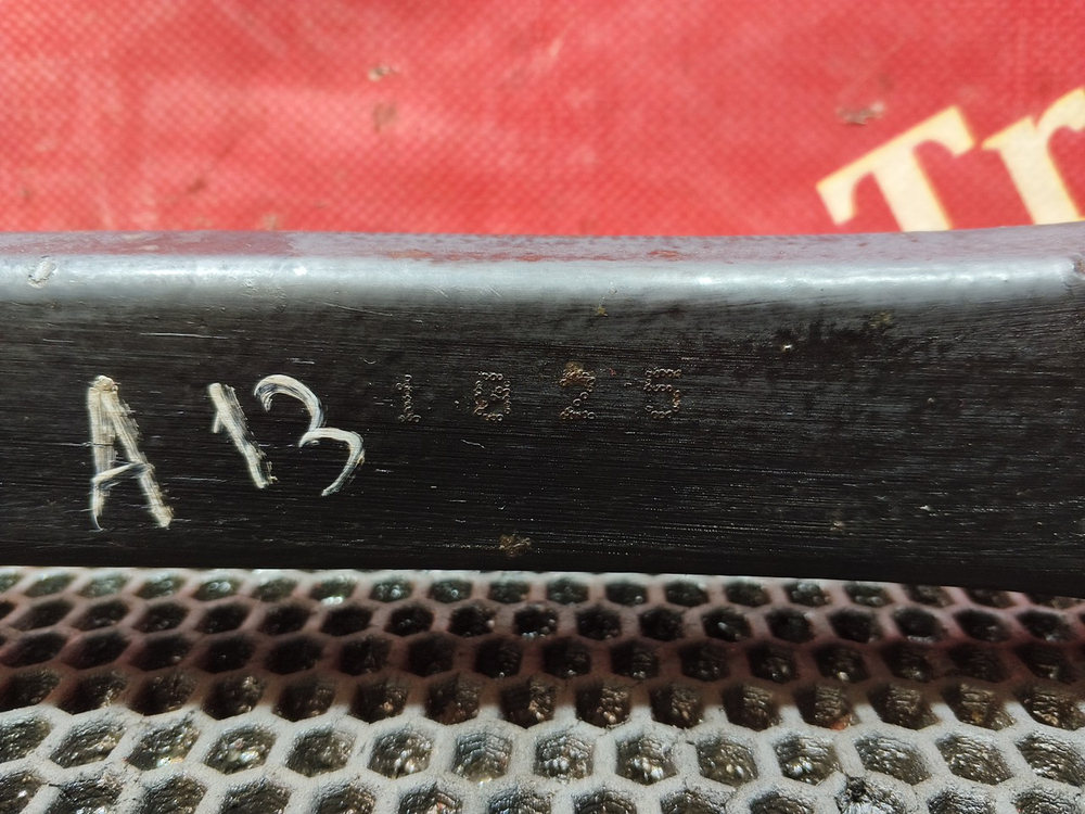 Стойка переднего стабилизатора