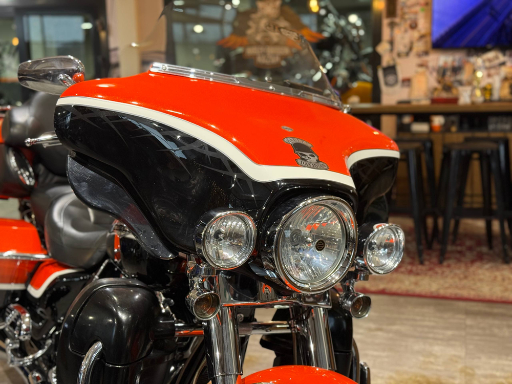 Harley-Davidson CVO Ultra Classic Limited, 2012