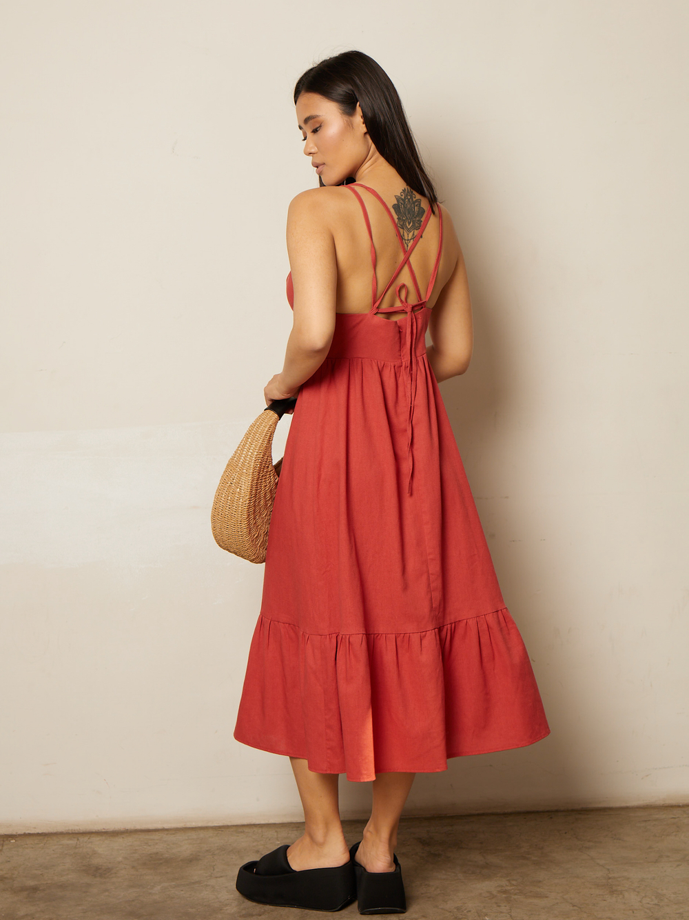 Сарафан льняной с воланом