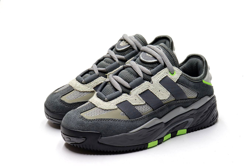 Кроссовки нат. кожа (36-41)р. / шт. 6788/711