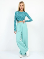 Женский костюм с брюками палаццо