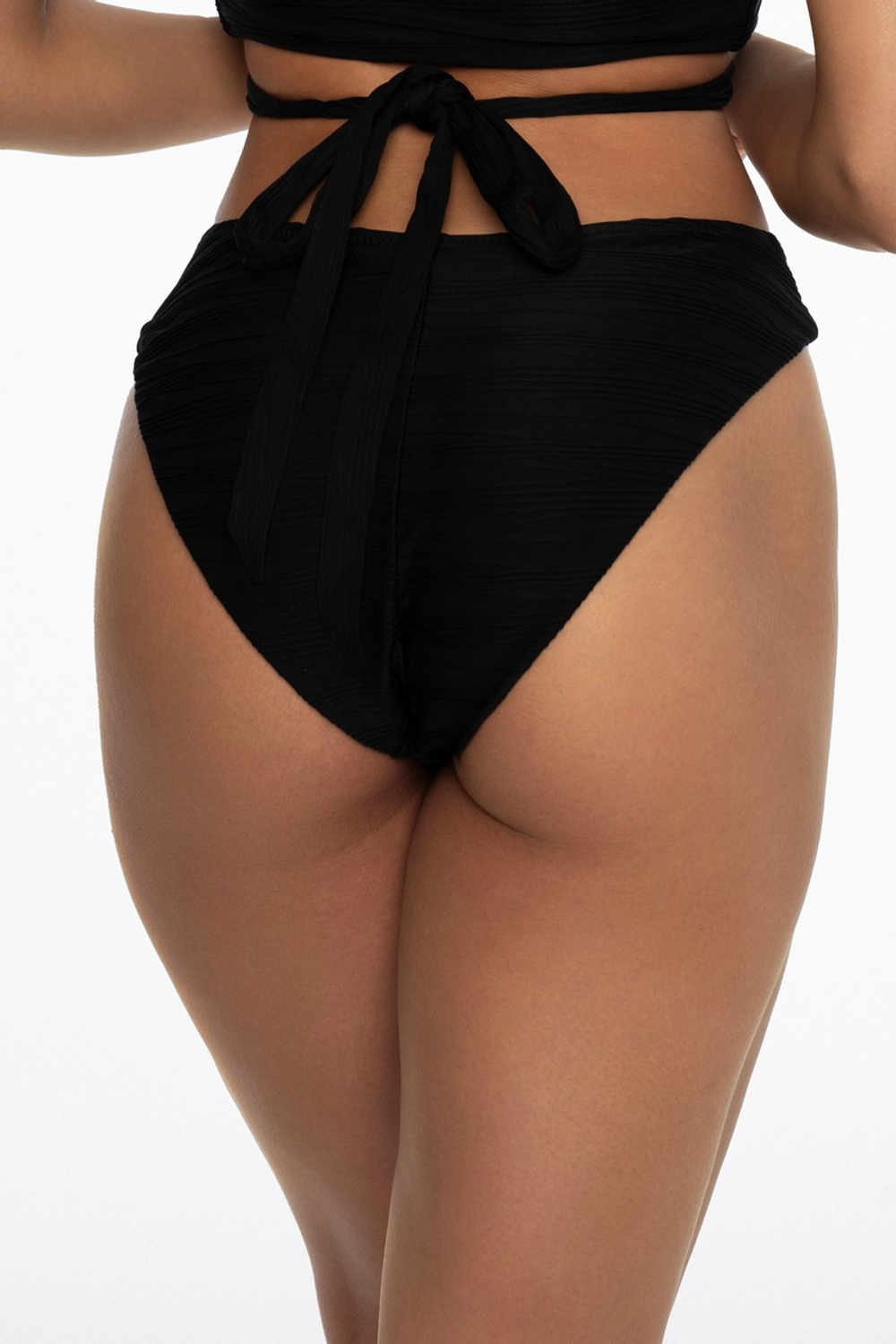 41676 ARUNA Трусы купальные