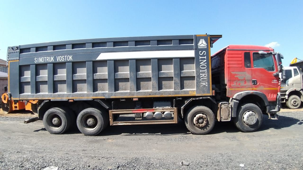 Howo T5G 8x4 Самосвал ZZ3317V386GE1 (Дизельный, 10,5 л, 440 л.с., МТ)
