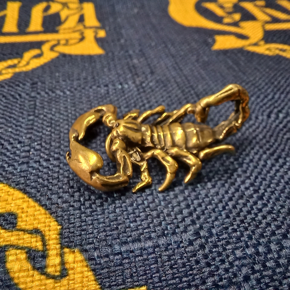 Подвеска. Скорпион (статуэтка\подвеска)