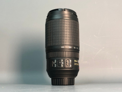 Nikon 70-300mm 4.5-5.6G ED-IF AF-S VR Zoom-Nikkor