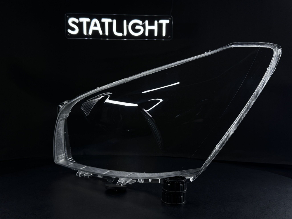 Левое стекло фары Toyota RAV4 2008-2011