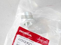 42312-KZZ-900. COLLAR, RR. WHEEL. Honda CRF250L-M-Rally250-300L-Rally300 2012-2021