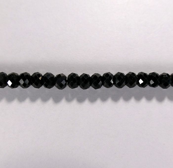 Бусина из турмалина черного, фигурная, 4x6 мм (рондель, граненая)