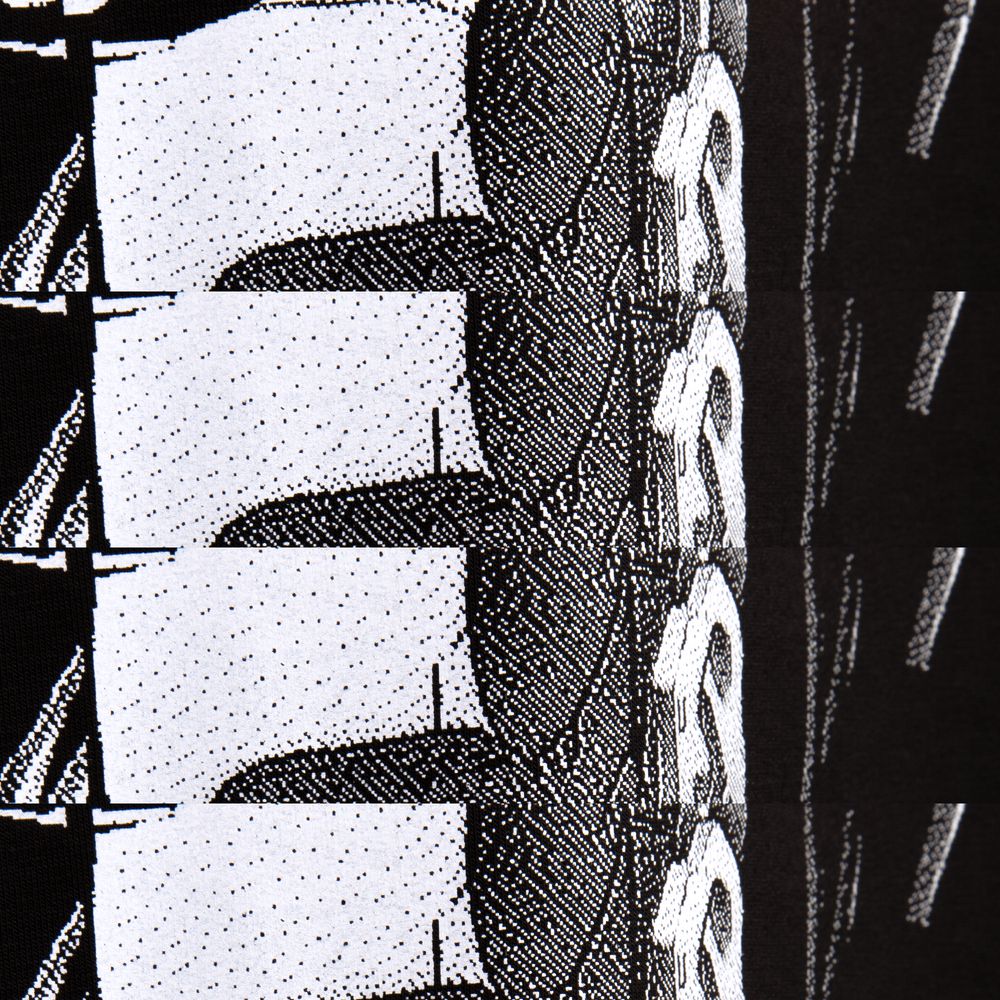 Футболка Metamo(r)phosis Красная