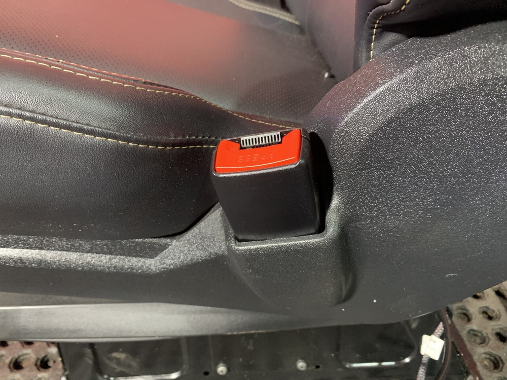 Сиденье пассажирское пневматическое 2024г