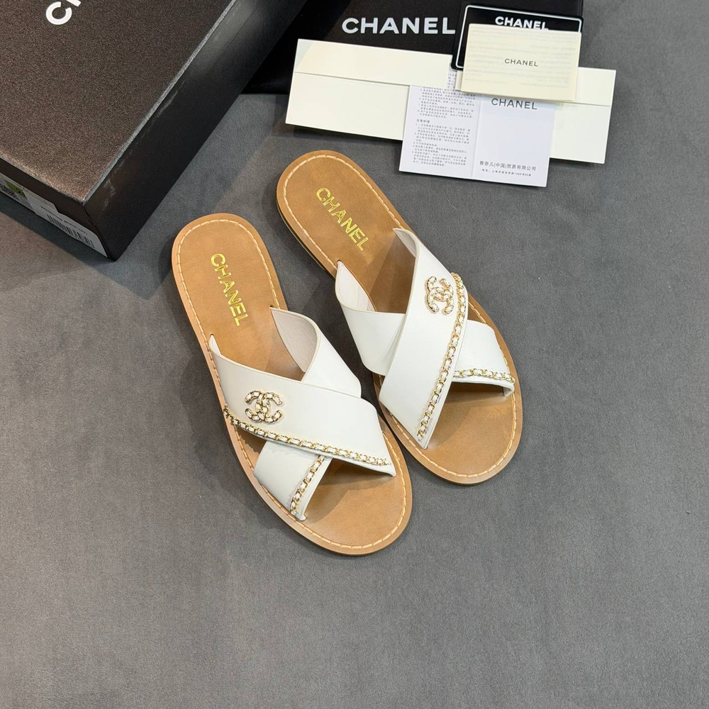 Шлепанцы Chanel