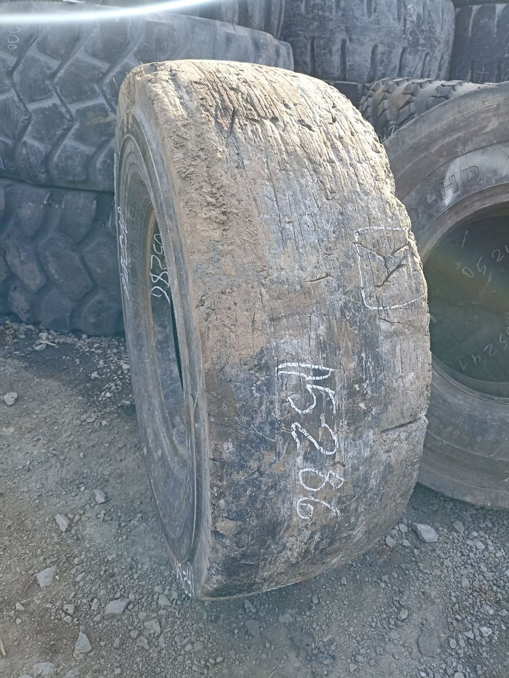 17.5-25 Nokian Mine king шина б/у