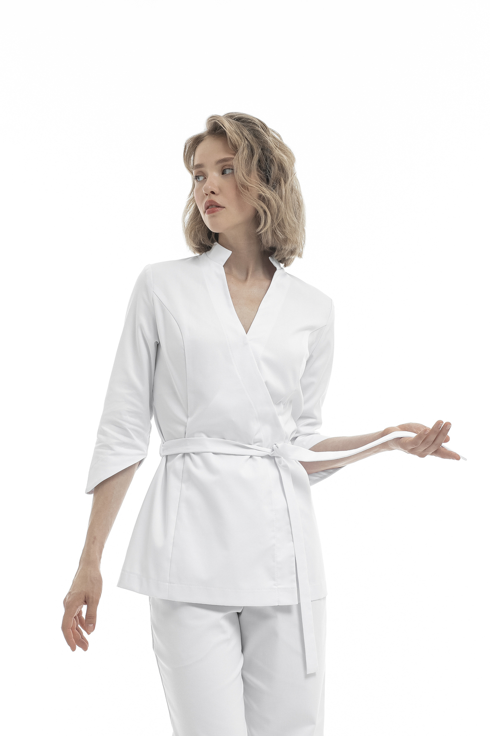 Костюм блуза на запах и брюки skinny