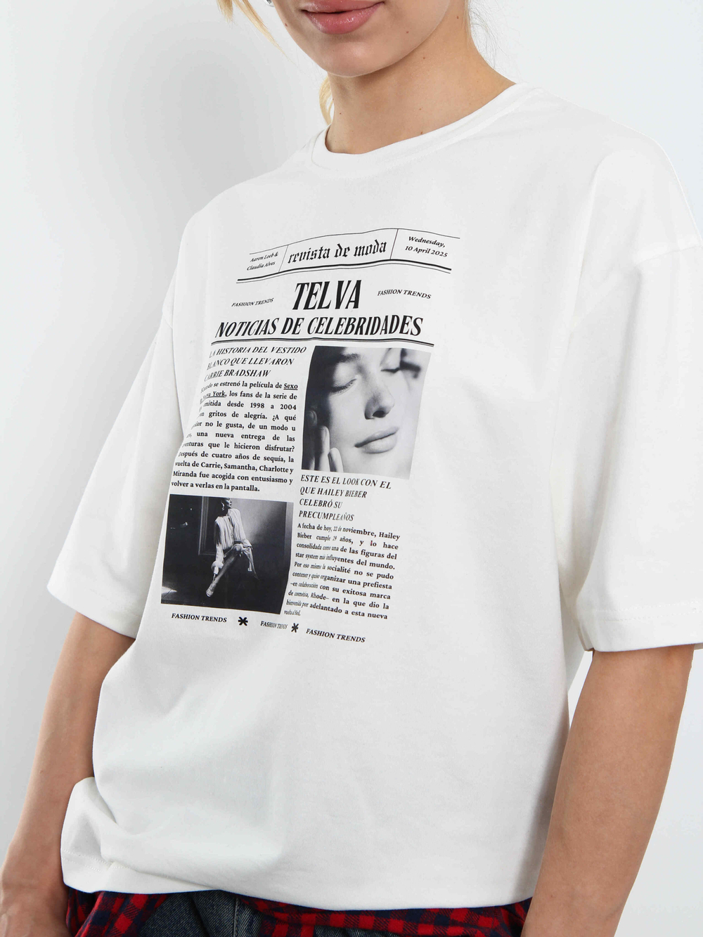 Футболка женская с оверсайз Модная пресса (молочный)