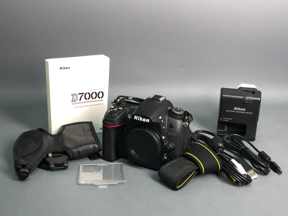 Nikon D7000 10.700 кадров