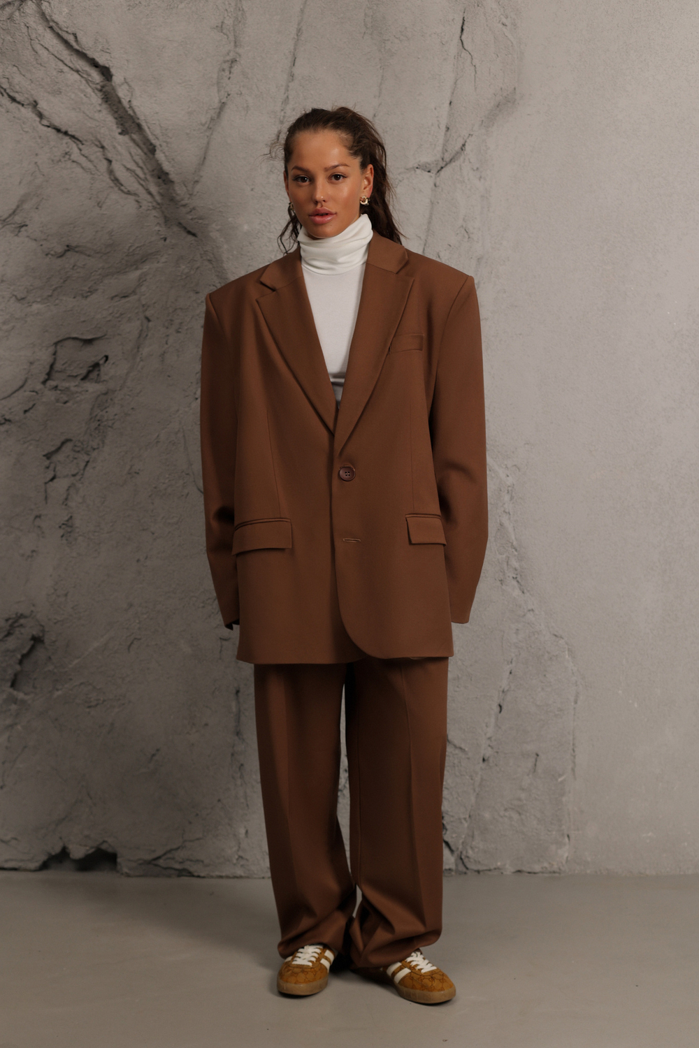 Брюки широкого кроя