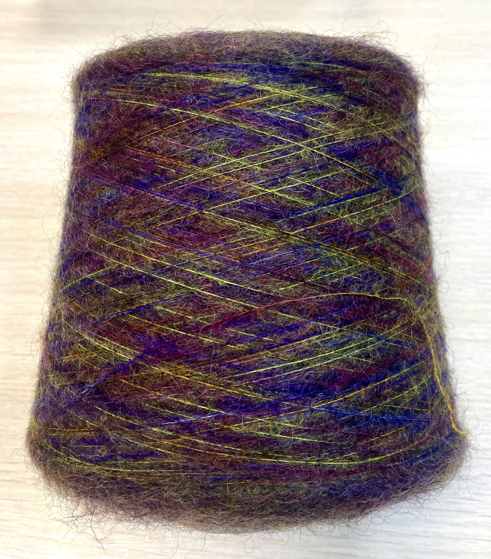 Пряжа на бобине (Италия) 100 г 50% мохер 20% шерсть 30% п/а 100г-1000м