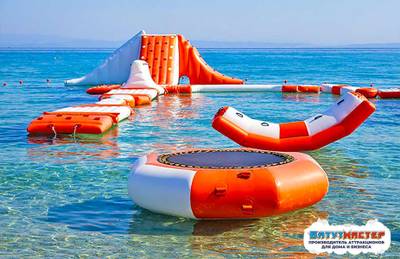 Надувной аквапарк на воде «Пиратский остров» 23×21×5 м