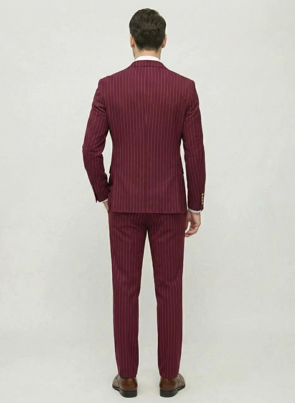 Мужской костюм двубортный (красный) А75